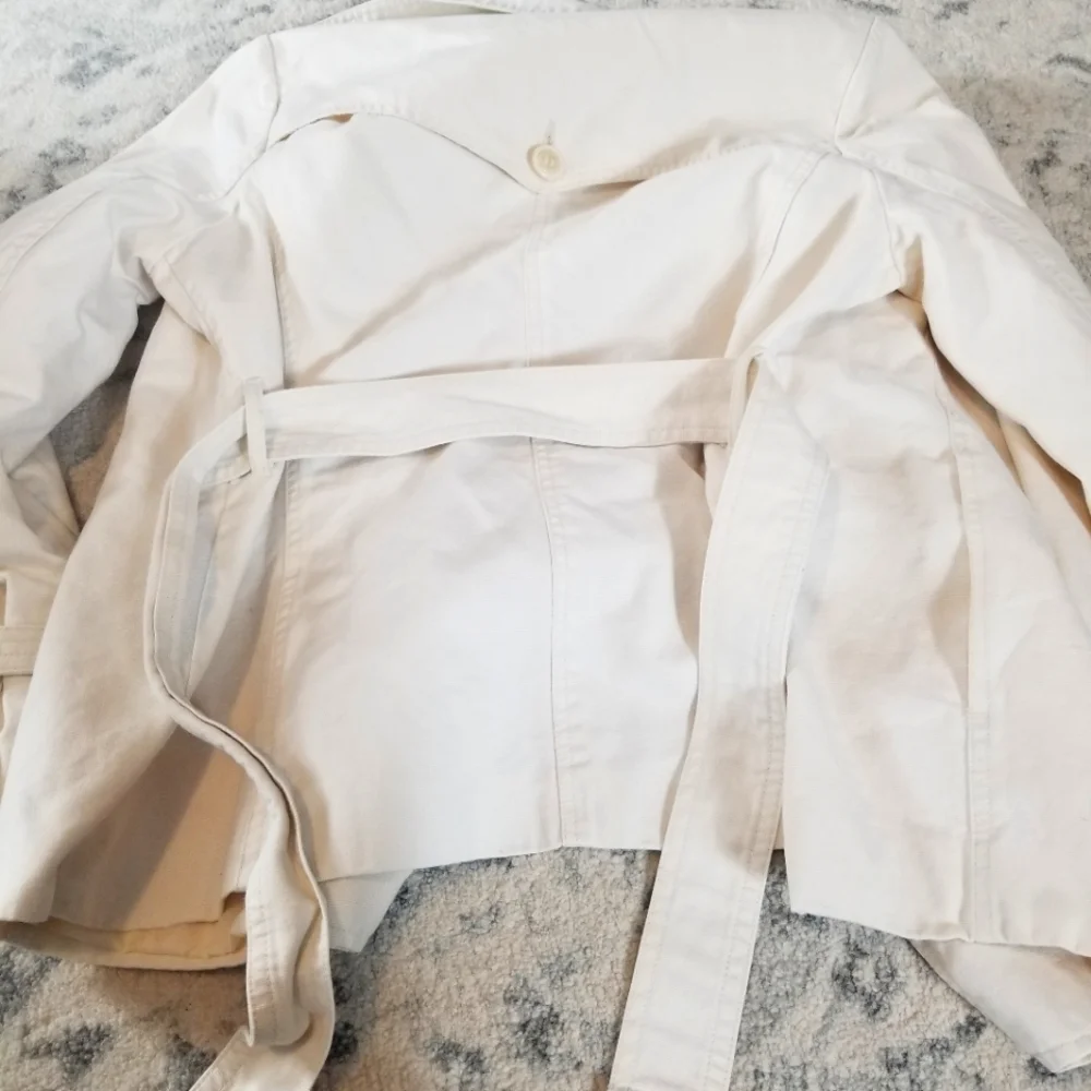 Fall Cream Jacket - Picture 5 of 5